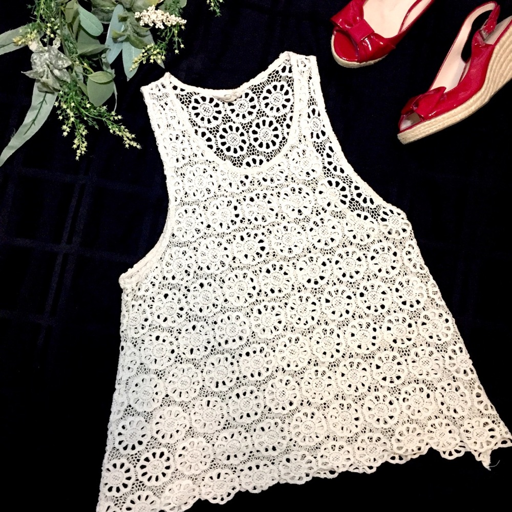 Urban Outfitters Pins & Needles Lace Crochet Boho Top Offwhite Beige Tank Small